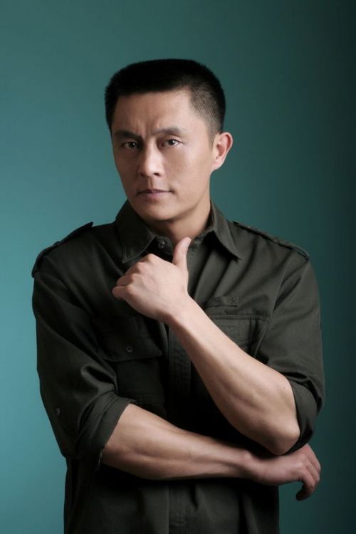 探班《温州三家人》 | 荧幕硬汉常戎:我非常欣赏和佩服海外温商