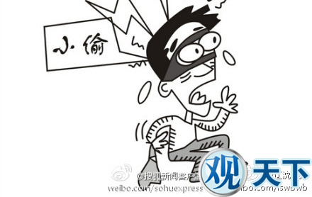 盗贼入室踩点 洗澡上床裸睡睡过头