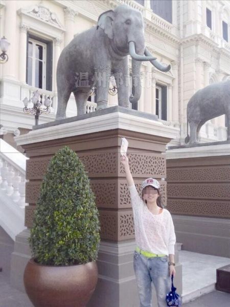 温大烧伤女生感恩节发感谢语音