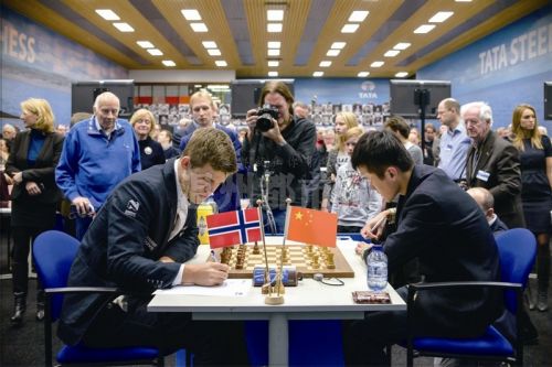 国际象棋维克安泽大赛每年一月在荷兰举行,迄今已有77年历史,每年的