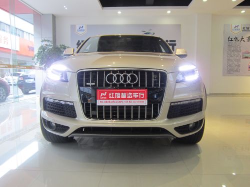 奥迪Q7 2013款 35TSFI 专享型 2012年上牌