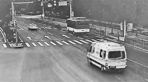急救车开道视频 1532639075971.jpg