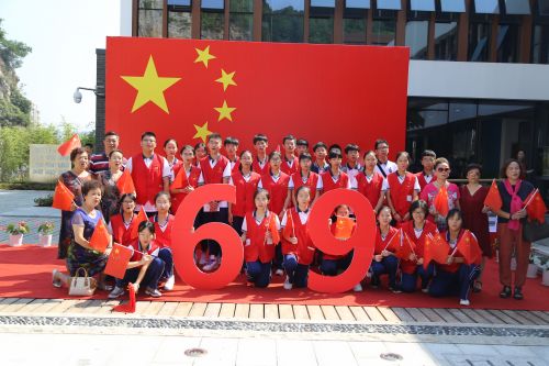 61团人口_人口普查图片(3)