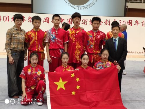 什么赴功成语_成语功什么成(3)