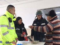 迷路老人，三天两夜，无家可归  热心民警，机缘巧合，寻个正着