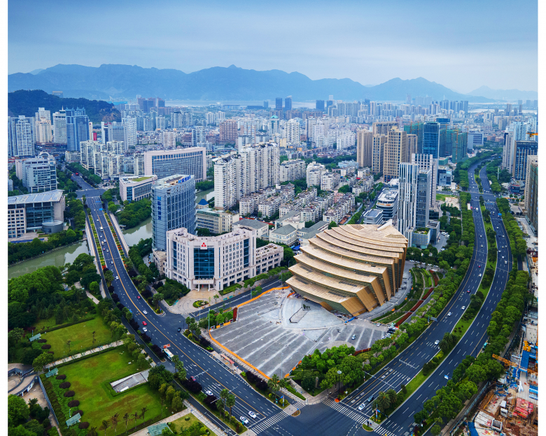 《市府路新面貌》周挺业王剑峰《温情橙色与她的初心》胡蓉《温州中山