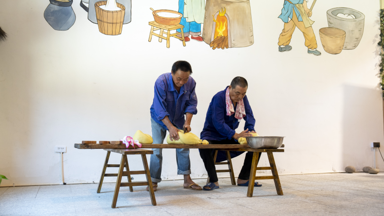 不仅古建筑还焕发着生机，顺溪民间传统文化和传统文艺也在活态保护下传