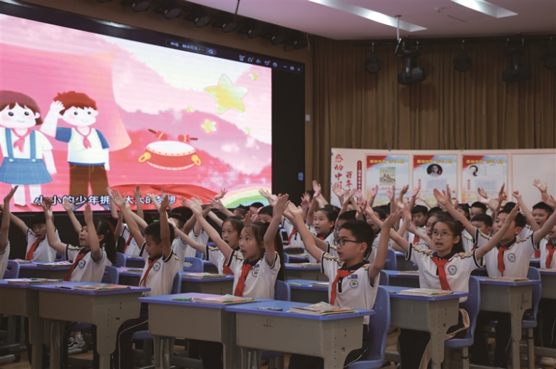 学校语文研修课堂.jpg