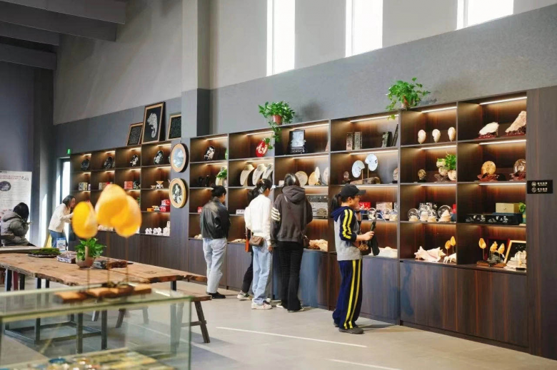 1744877491821.jpg 微信图片_202504171610455.jpg