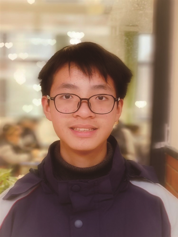 陈信宇.jpg