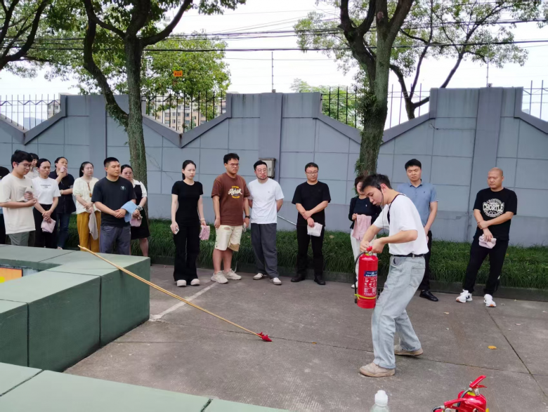 培训照片2.jpg