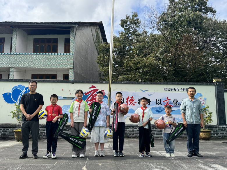 1761014534342.jpg 4.jpg